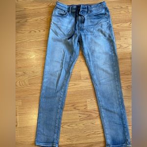 Uniqlo jeans 27-30inch size small